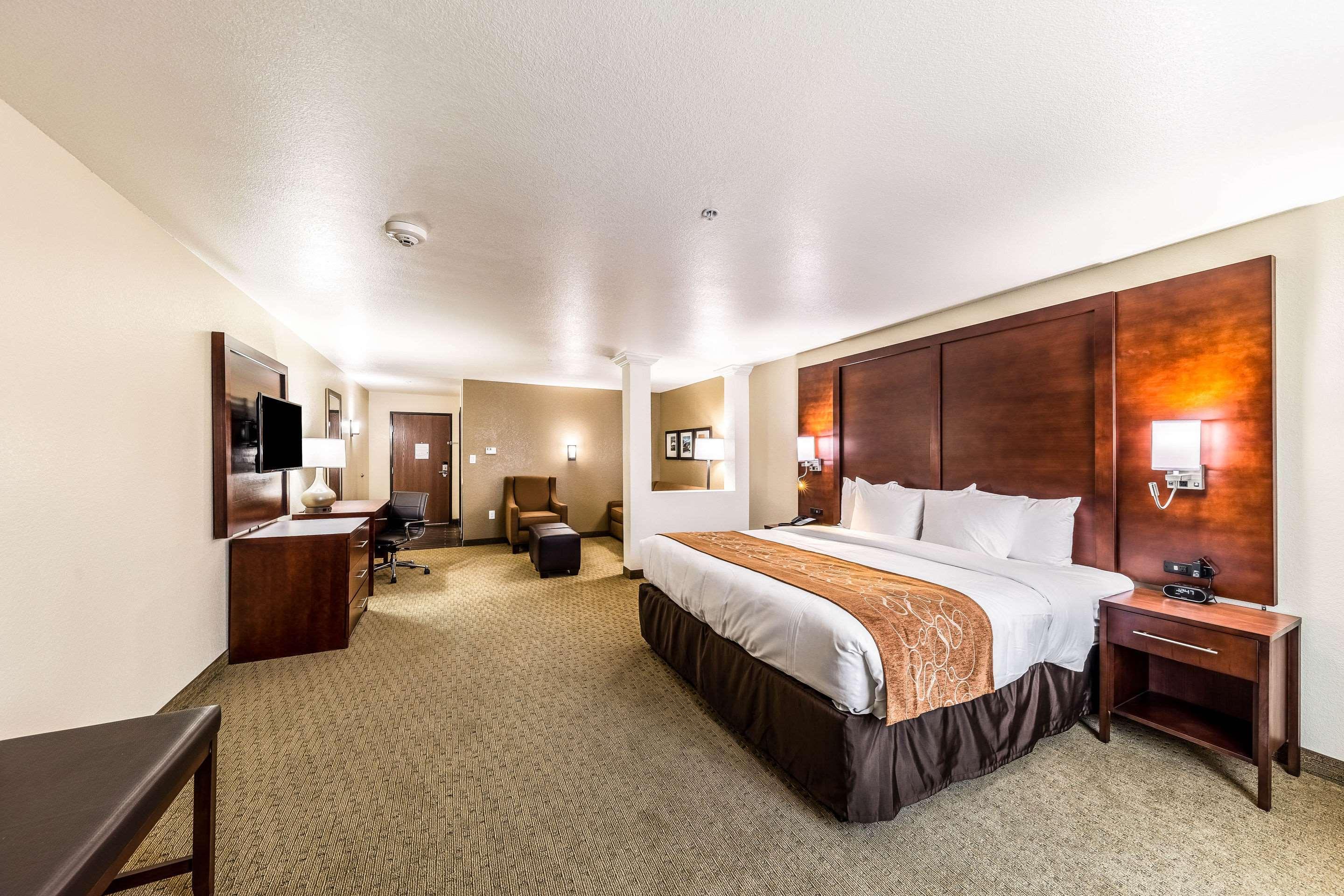 Comfort Suites Grand Prairie - Arlington North Zewnętrze zdjęcie