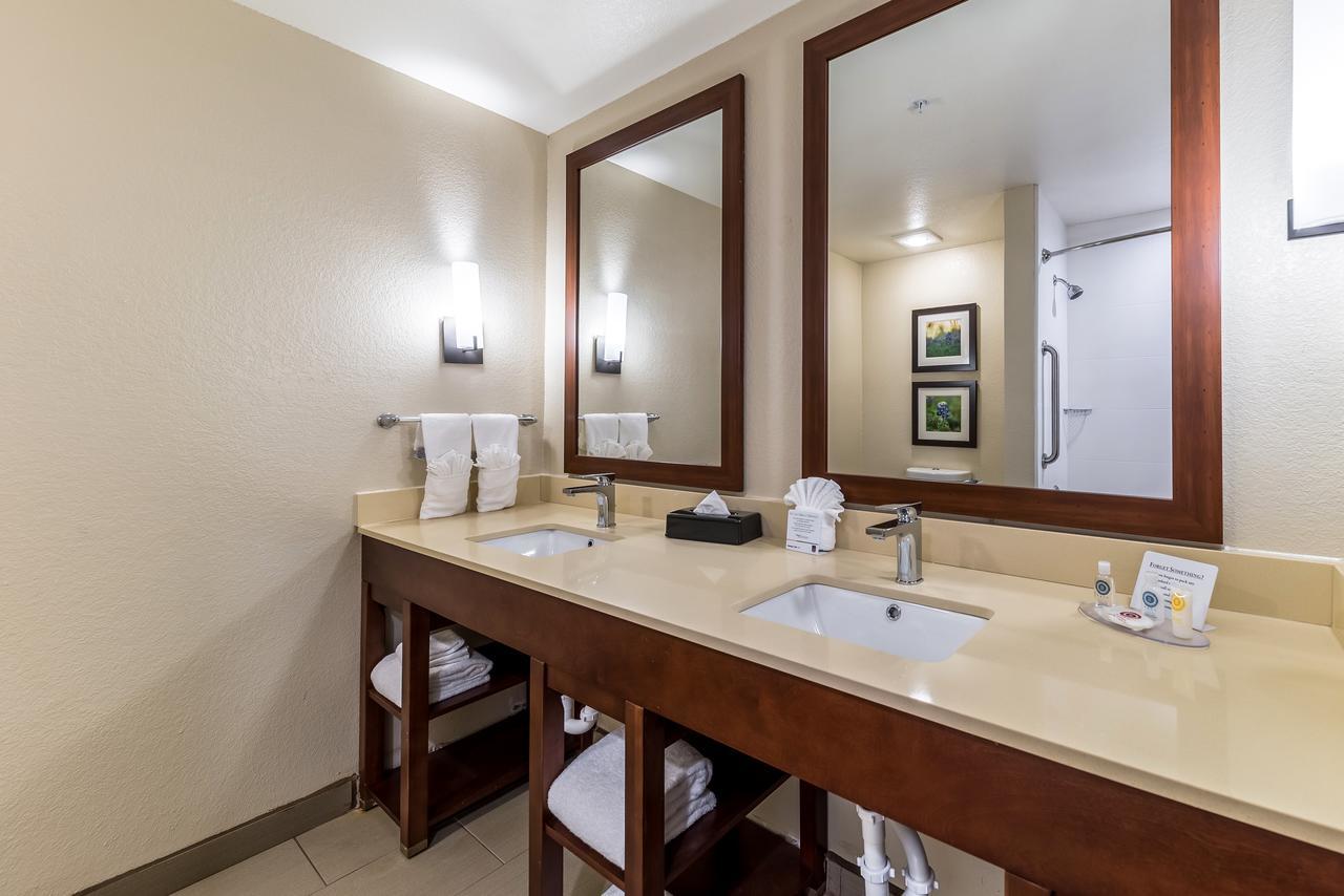 Comfort Suites Grand Prairie - Arlington North Zewnętrze zdjęcie